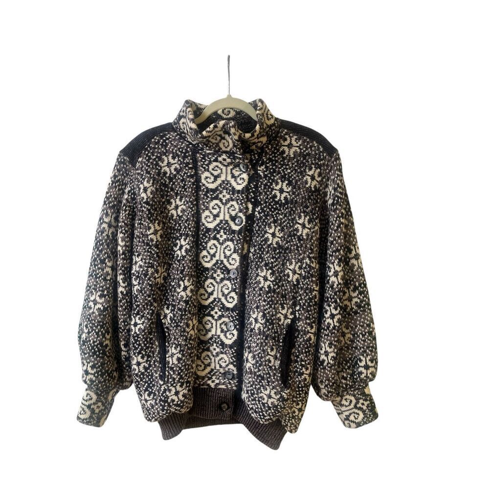 Vintage Tundra Canada cardigan sweater sz M
